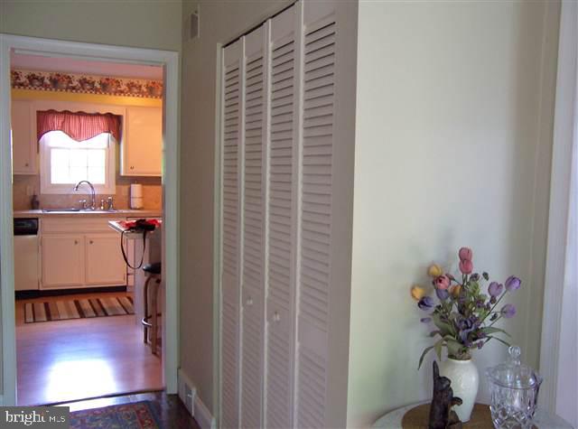 534 Spring House Road Camp Hill, PA 17011 - Photo 2 of 22 Gallery Image 2