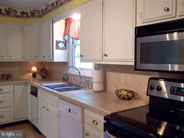 534 Spring House Road Camp Hill, PA 17011 - Photo 7 of 22 Gallery Image 7