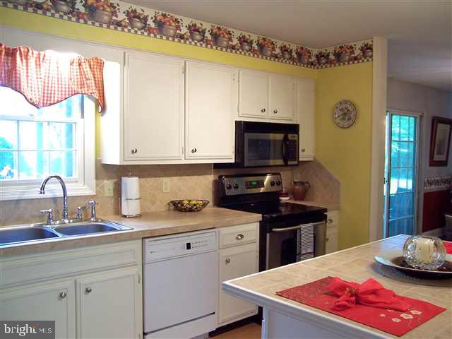 534 Spring House Road Camp Hill, PA 17011 - Photo 9 of 22 Gallery Image 9