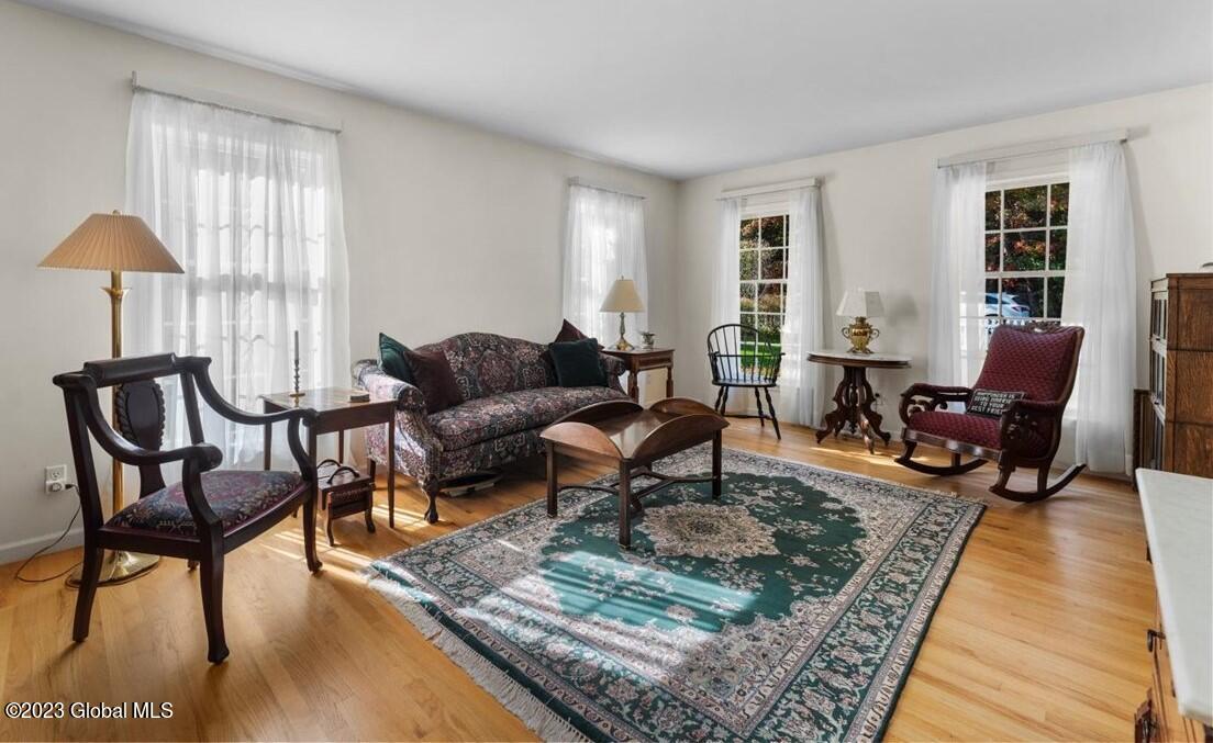 16 Eastview Road Colonie, NY 12110 - Photo 5 of 24 LR2