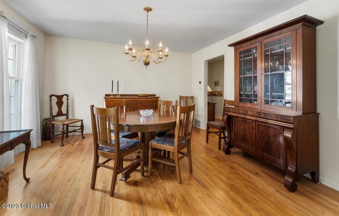 16 Eastview Road Colonie, NY 12110 - Photo 6 of 24 Dining Room