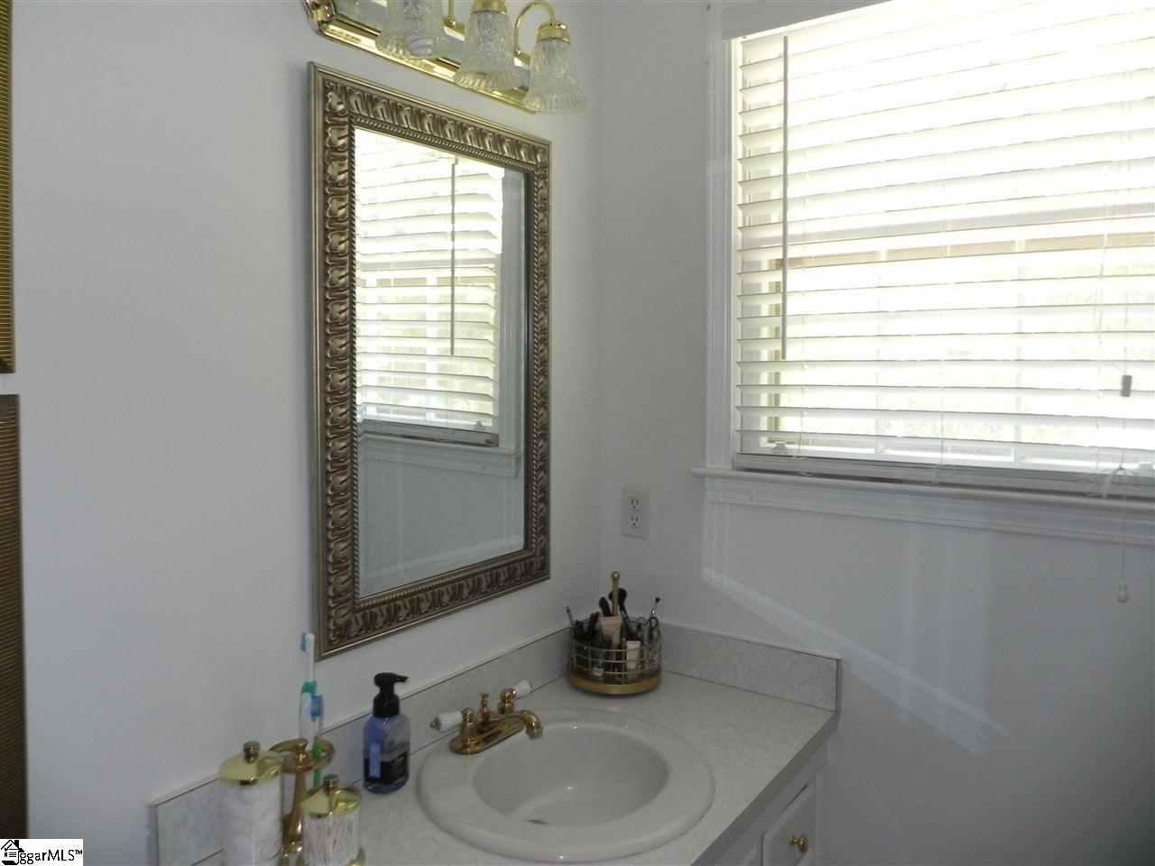 208 Brooks Road Mauldin, SC 29662 - Photo 21 of 29