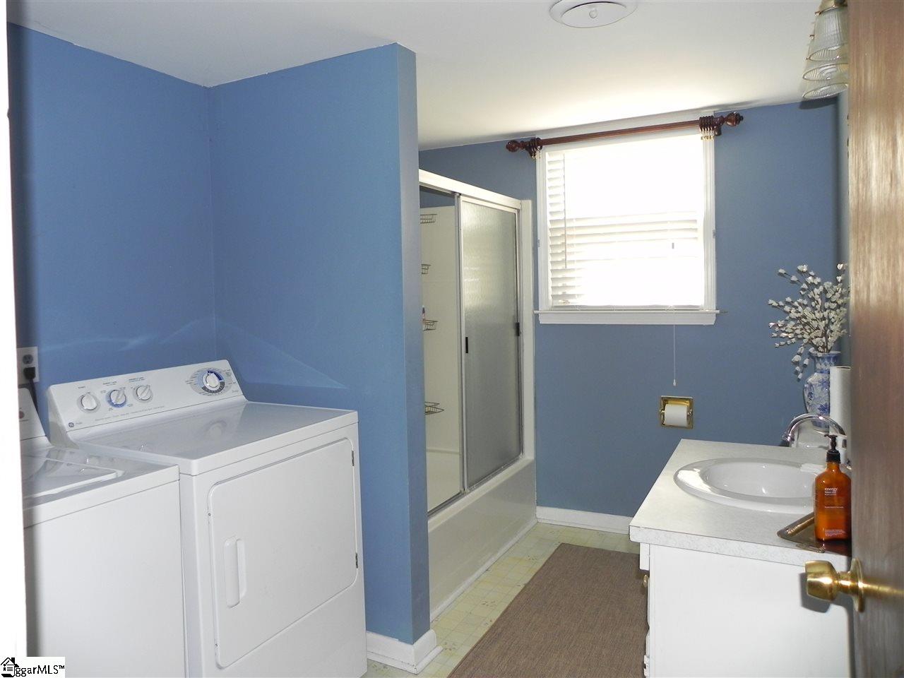 208 Brooks Road Mauldin, SC 29662 - Photo 26 of 29