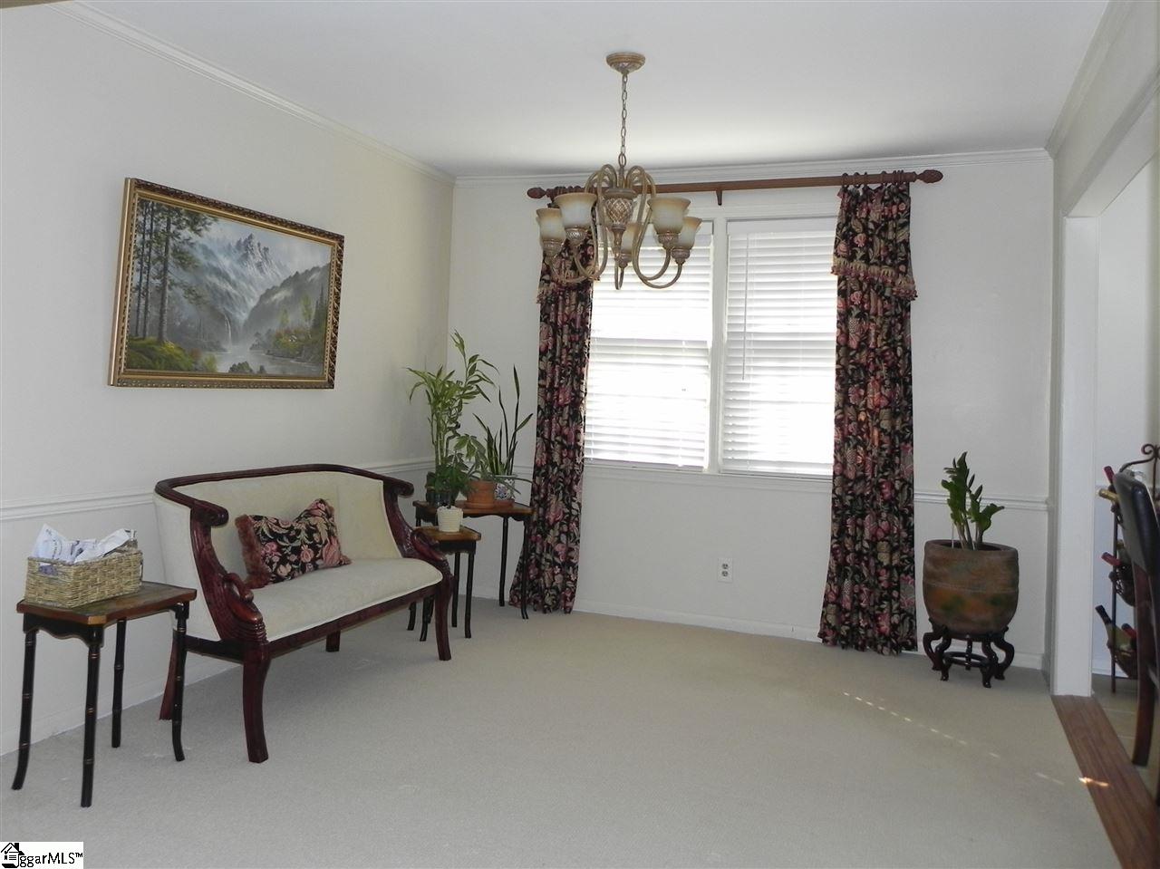 208 Brooks Road Mauldin, SC 29662 - Photo 9 of 29