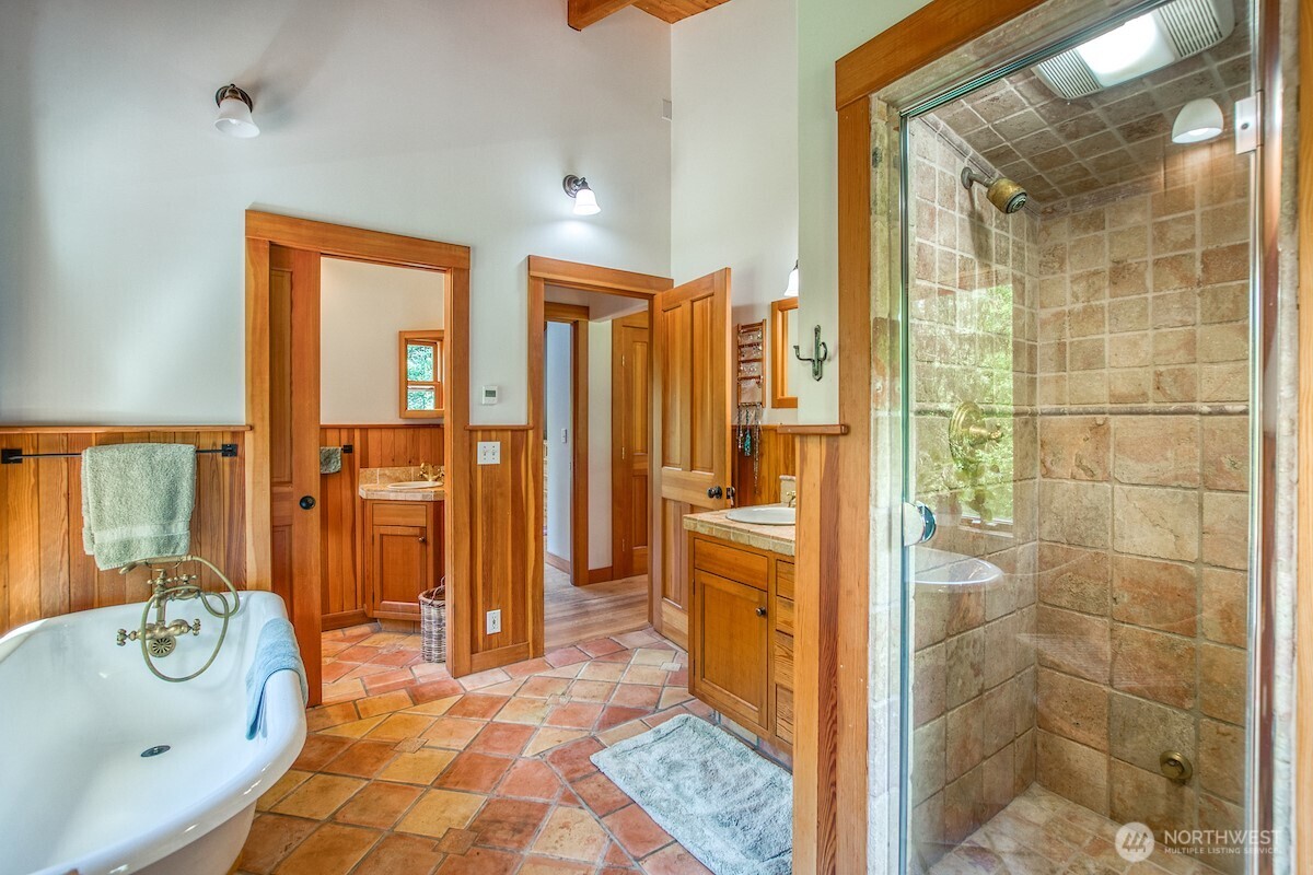1028 Point Lawrence Road Orcas Island, WA 98279 - Photo 19 of 40