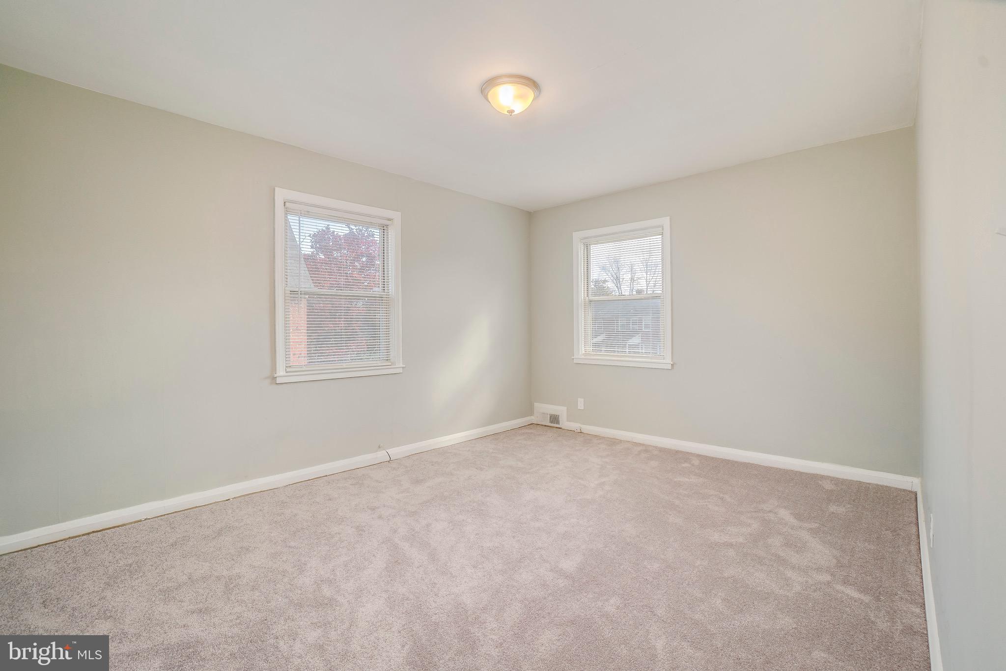 1330 Stonewood Road Baltimore, MD 21239 - Photo 24 of 38