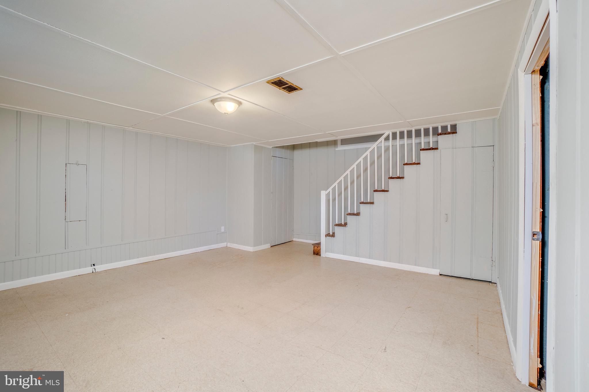 1330 Stonewood Road Baltimore, MD 21239 - Photo 32 of 38