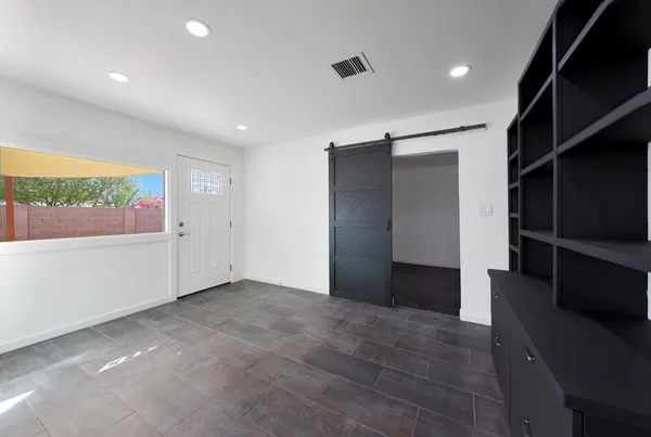 $2,700 | 7031 East Loma Land Drive, Scottsdale, AZ 85257