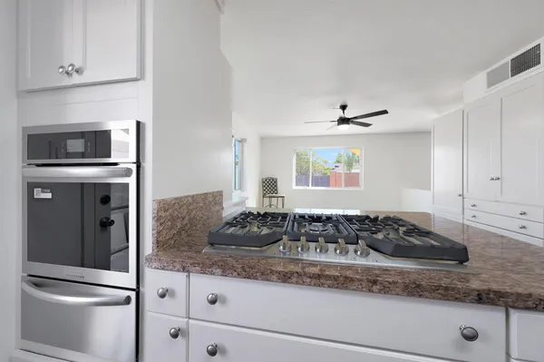 $2,700 | 7031 East Loma Land Drive, Scottsdale, AZ 85257