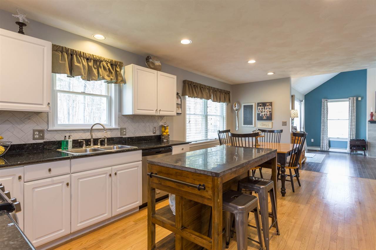 12 Hubbard Road Dover, NH 03820 - Photo 6 of 40