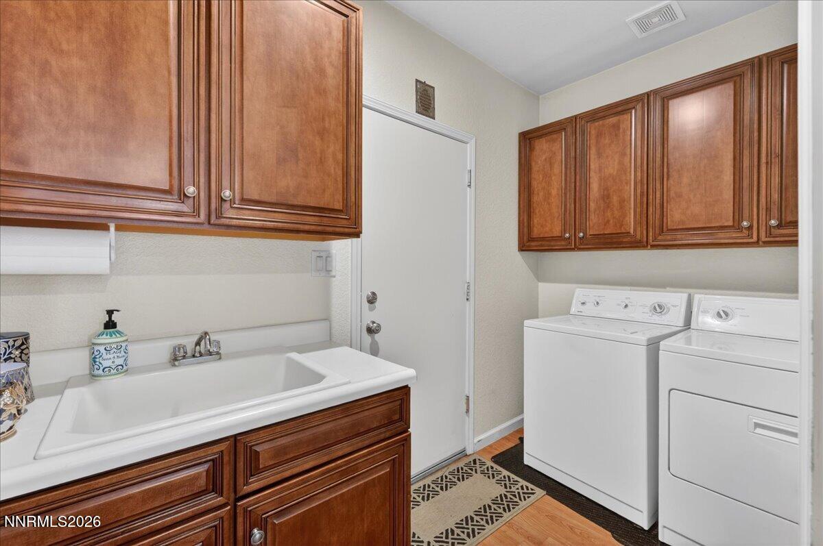 10063 Kentfield Place Reno, NV 89521 - Photo 21 of 29 37-DSC_4307