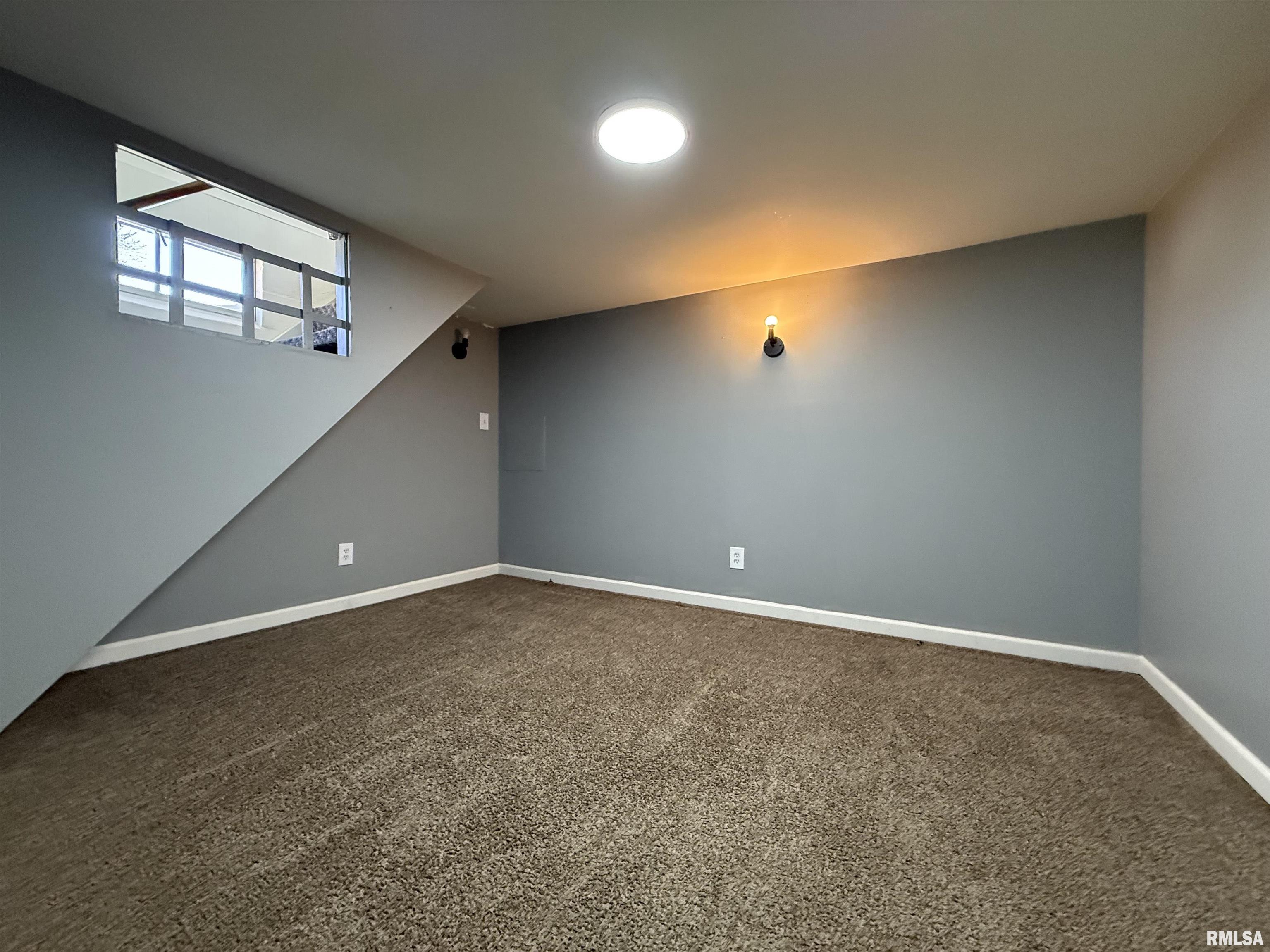 902 East Pierce Street Macomb, IL 61455 - Photo 15 of 21