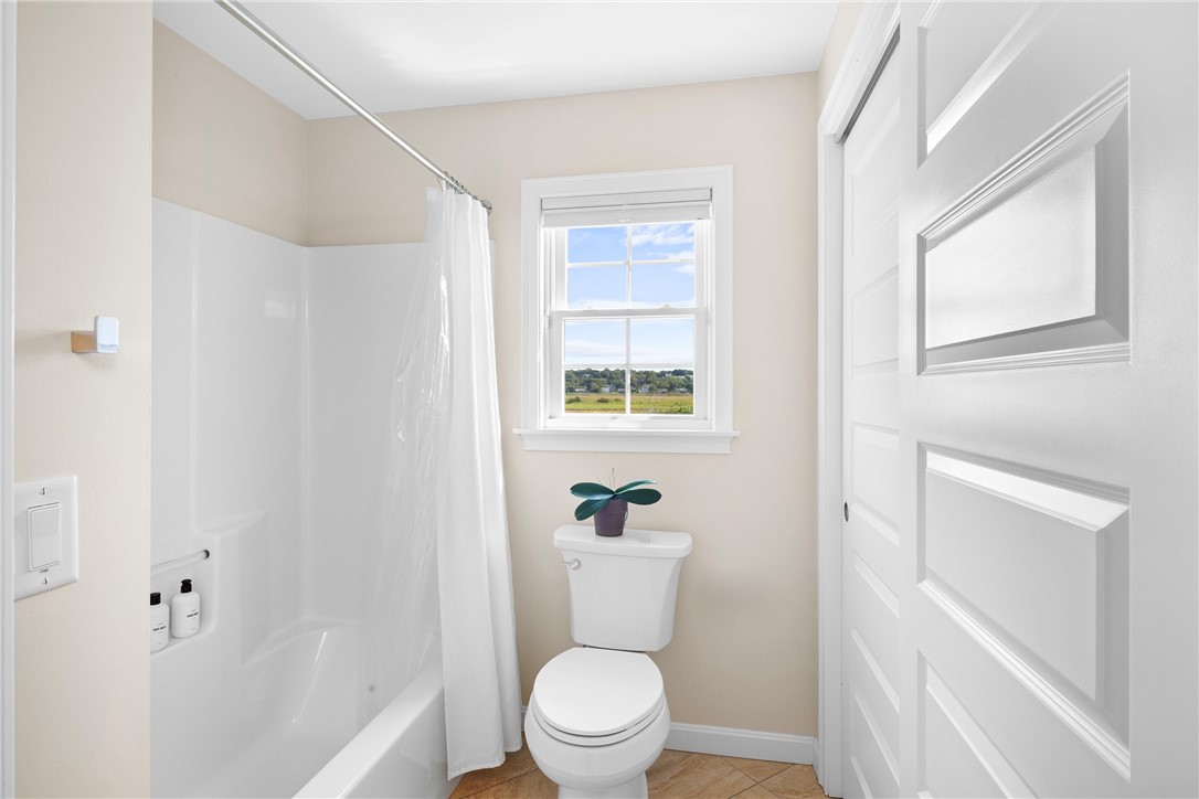 60 Philip Avenue Tiverton, RI 02878 - Photo 22 of 35