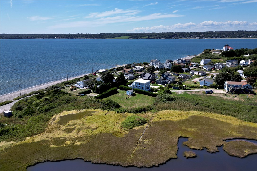 60 Philip Avenue Tiverton, RI 02878 - Photo 32 of 35