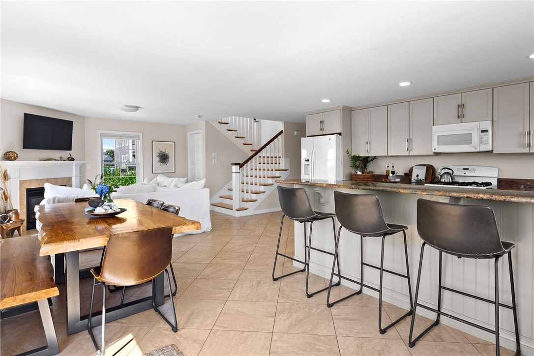 60 Philip Avenue Tiverton, RI 02878 - Photo 7 of 35