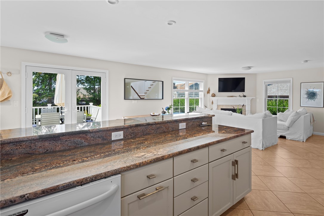 60 Philip Avenue Tiverton, RI 02878 - Photo 10 of 35