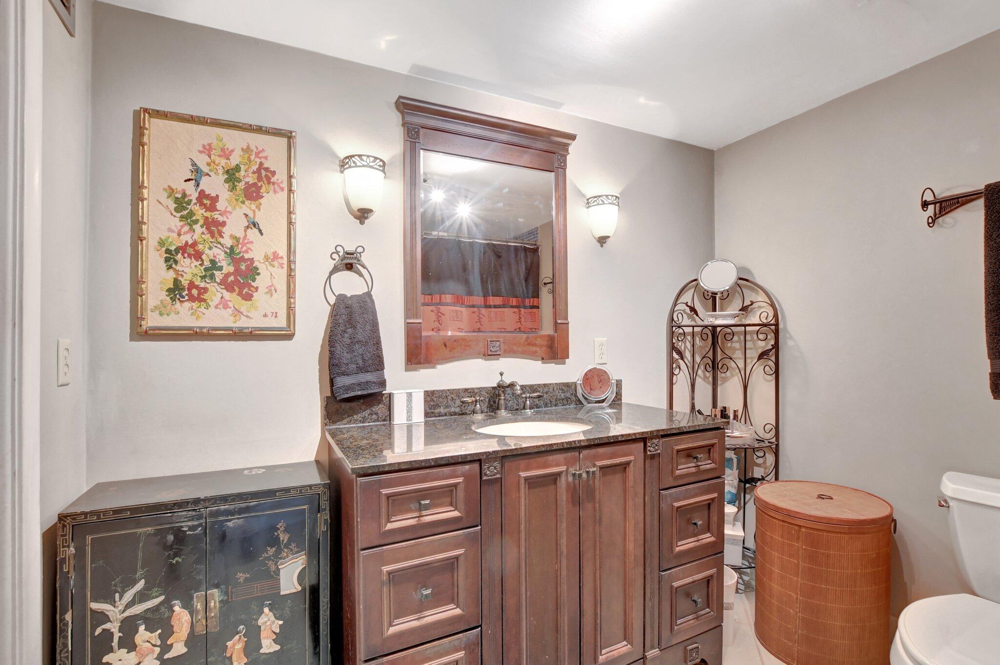 1180 South Ocean Boulevard, Unit 2E Boca Raton, FL 33432 - Photo 20 of 58 20-web-or-mls-DSC_1156