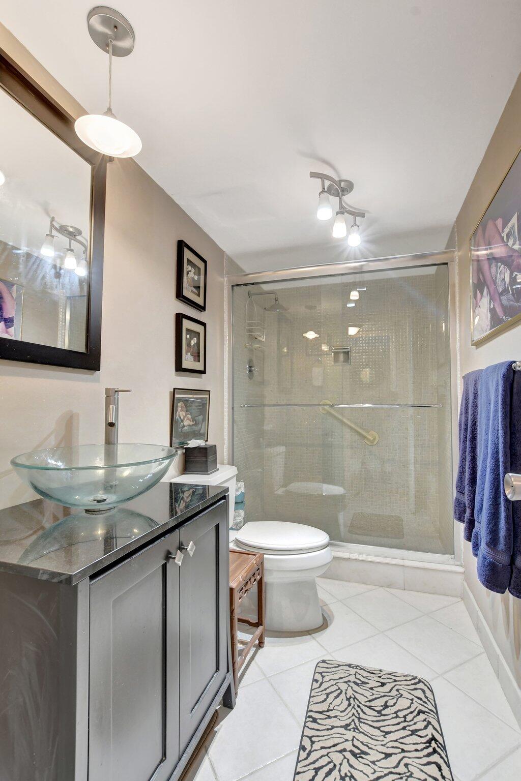 1180 South Ocean Boulevard, Unit 2E Boca Raton, FL 33432 - Photo 22 of 58 16-web-or-mls-DSC_1136