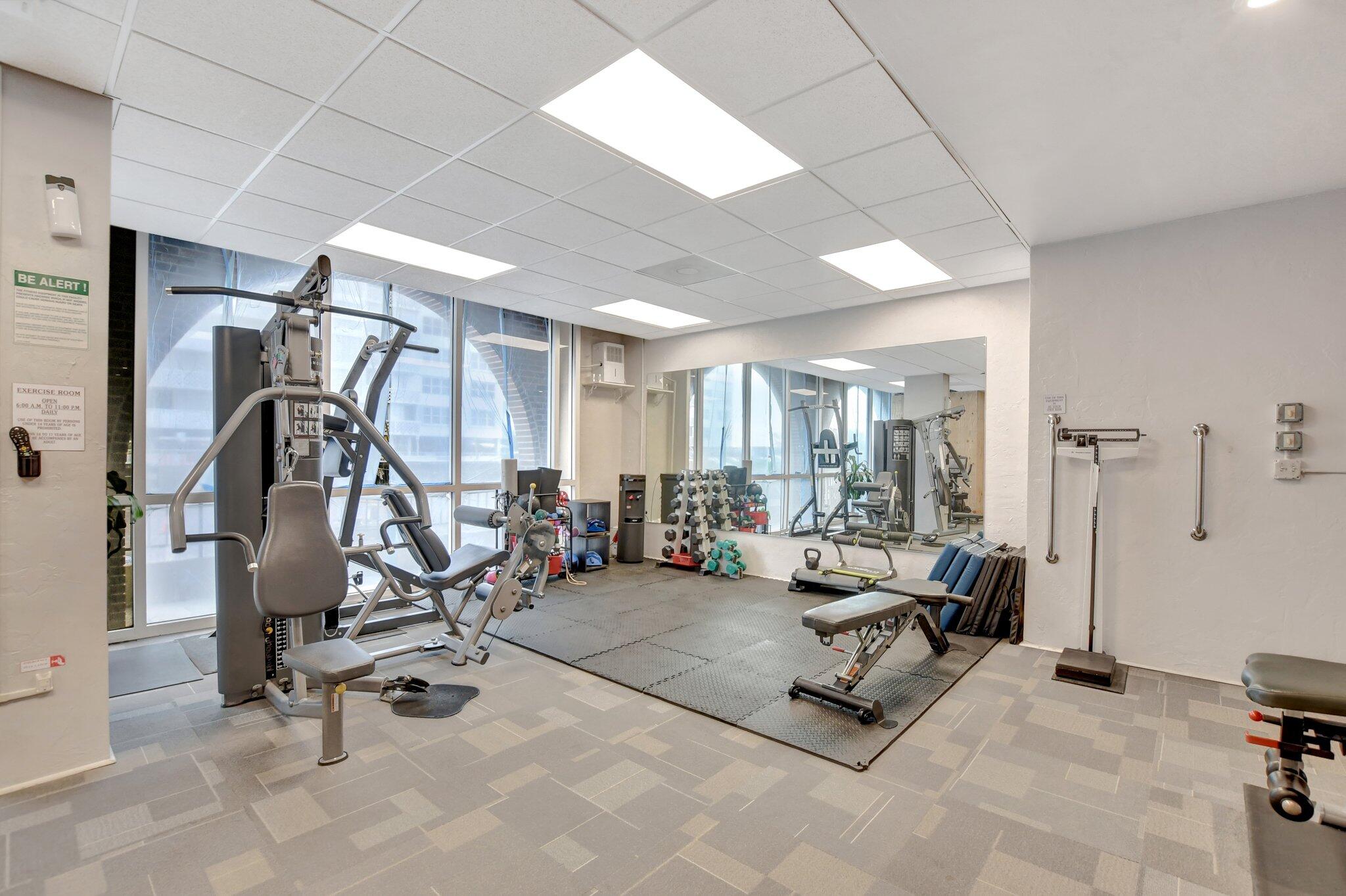 1180 South Ocean Boulevard, Unit 2E Boca Raton, FL 33432 - Photo 35 of 58 45-web-or-mls-DSC_1076