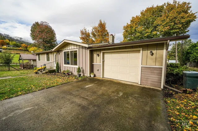 $310,000 | 814 8th Street, Kamiah, ID 83536