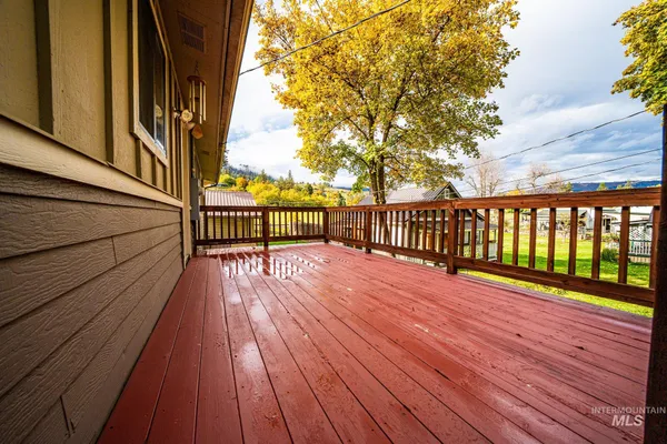 $310,000 | 814 8th Street, Kamiah, ID 83536