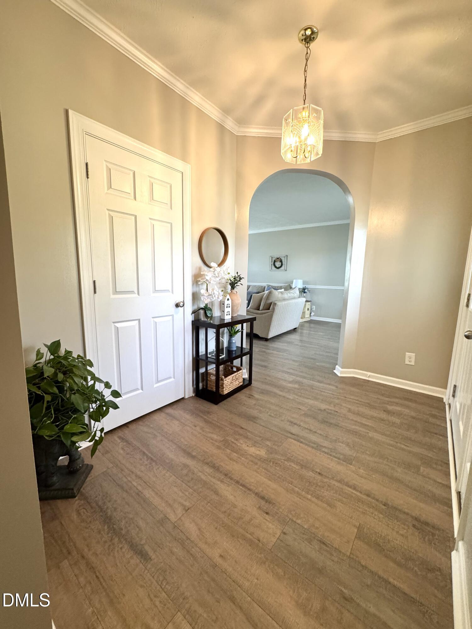 640 Tart Town Road Dunn, NC 28334 - Photo 4 of 71 Foyer 1