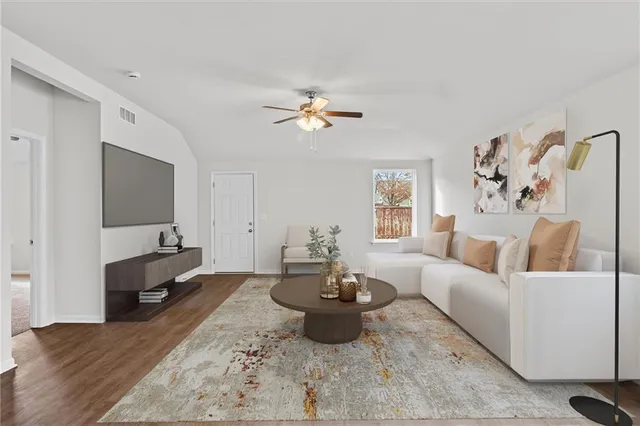 $336,320 | 452 Rock Creek Drive, Tonganoxie, KS 66086