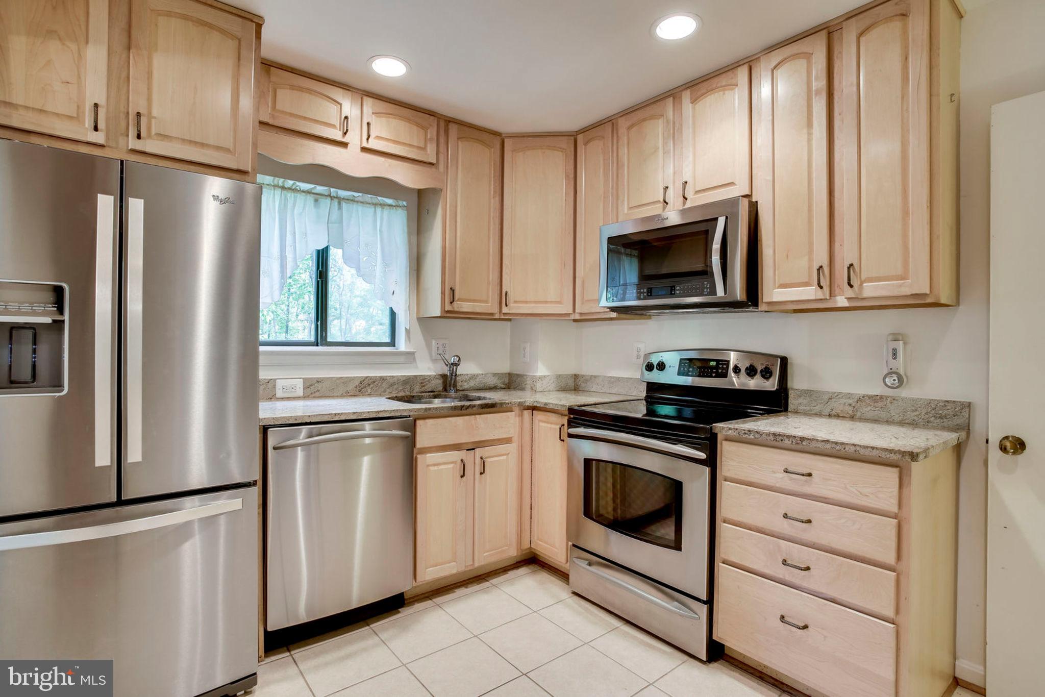 11904 Barrel Cooper Court Reston, VA 20191 - Photo 14 of 47 Updated kitchen
