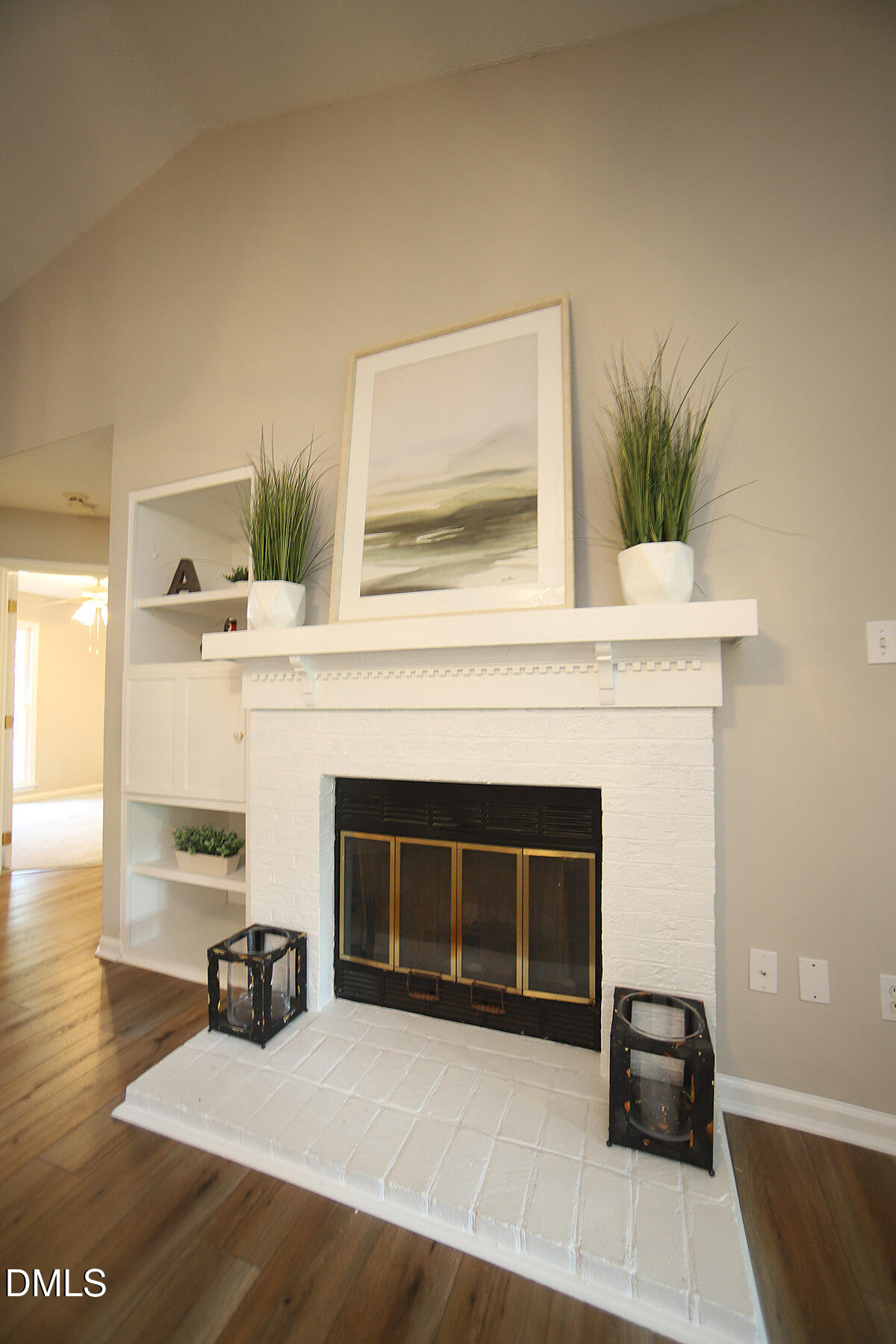 1106 Cotswold Court Raleigh, NC 27609 - Photo 4 of 26 1106 Cotswold Ct