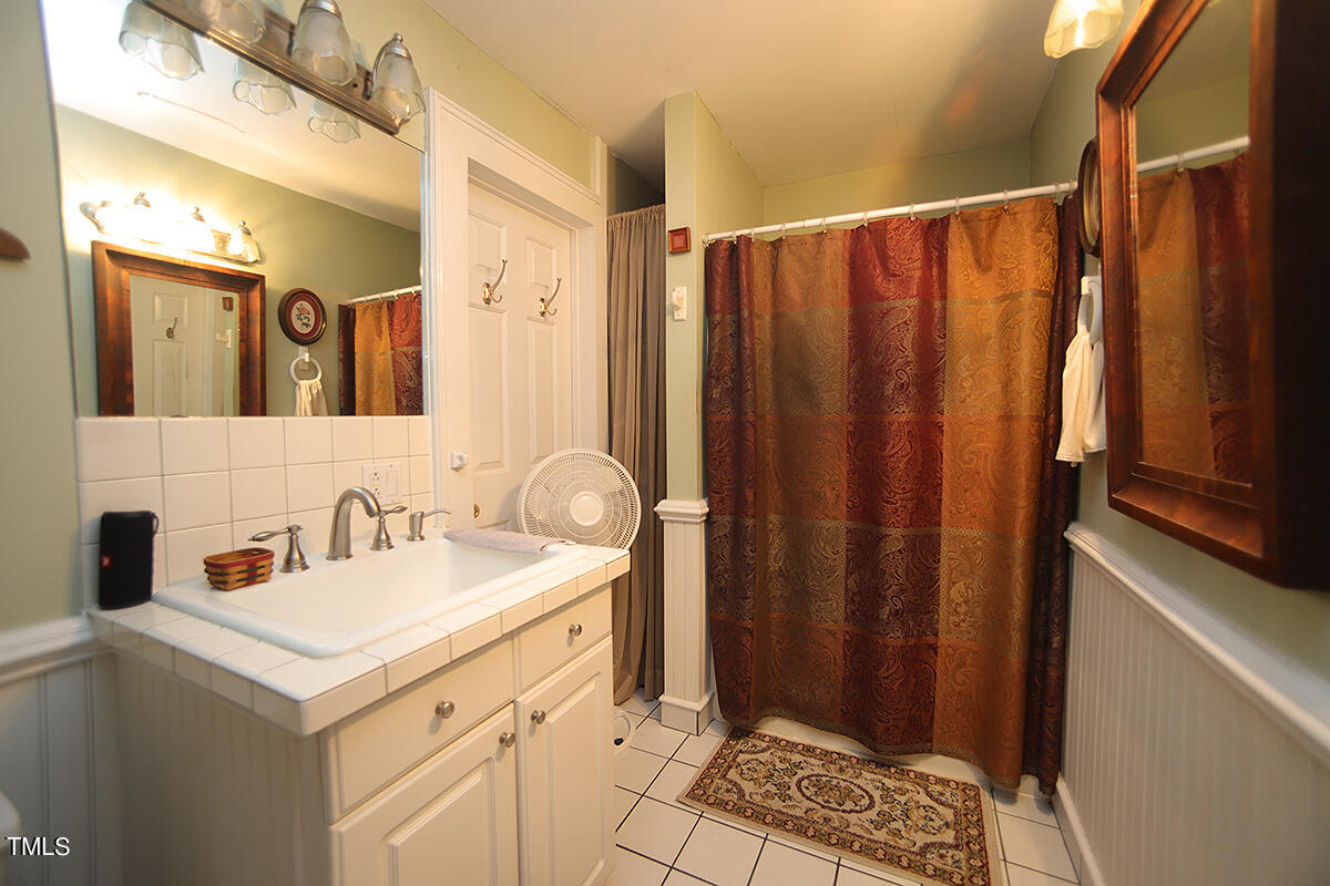 101 South Main Street Wendell, NC 27591 - Photo 15 of 22 downstairs bath