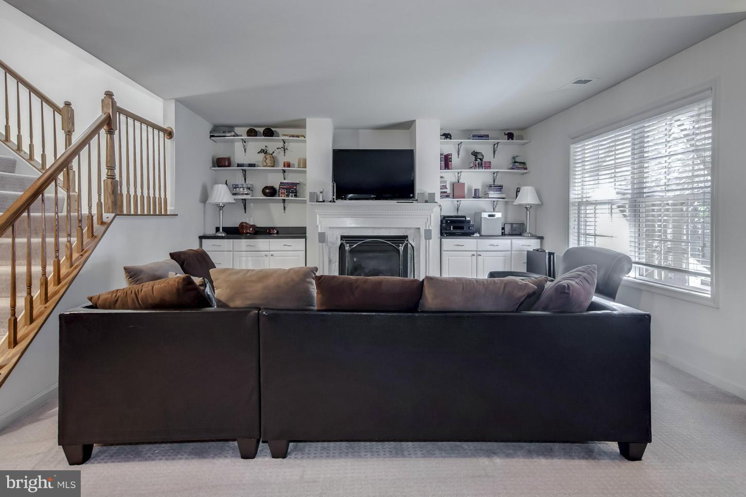 7372 Stream Bluff Way Springfield, VA 22153 - Photo 20 of 30 Interior (General)