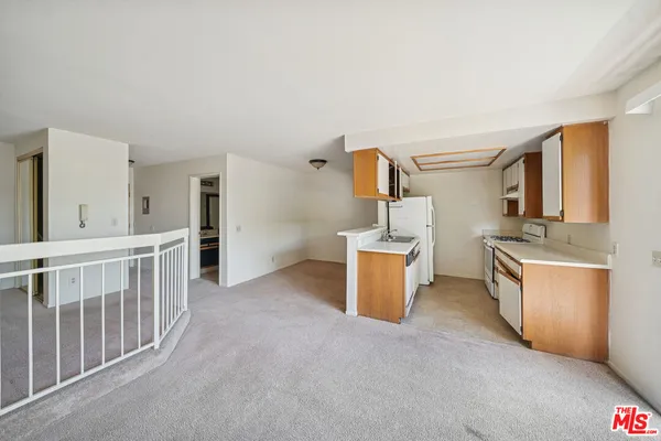 $1,795 | 1519 North Martel Avenue, Unit 111, Los Angeles, CA 90046