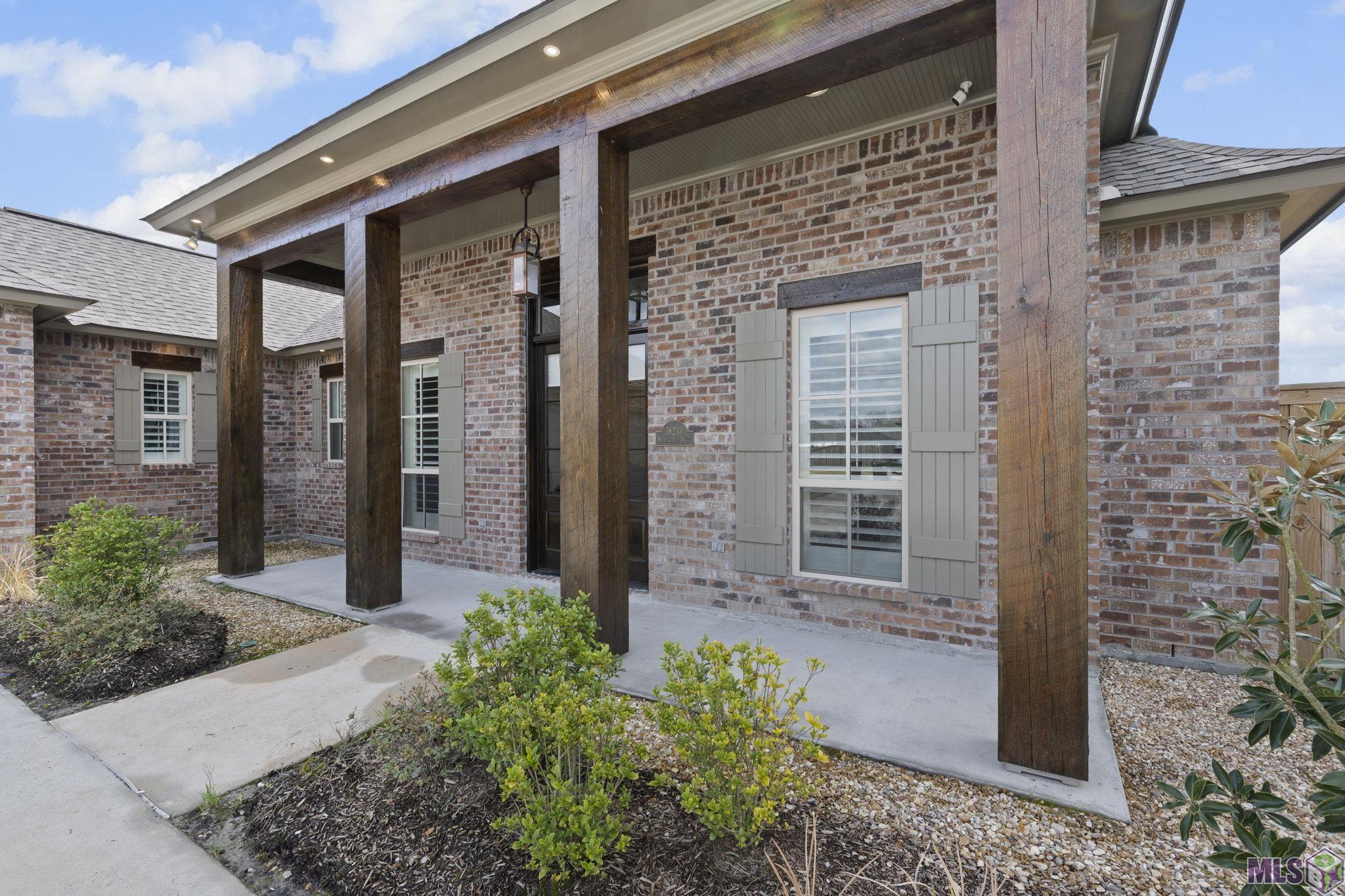 38233 Meadow Rue Drive Prairieville, LA 70769 - Photo 2 of 21