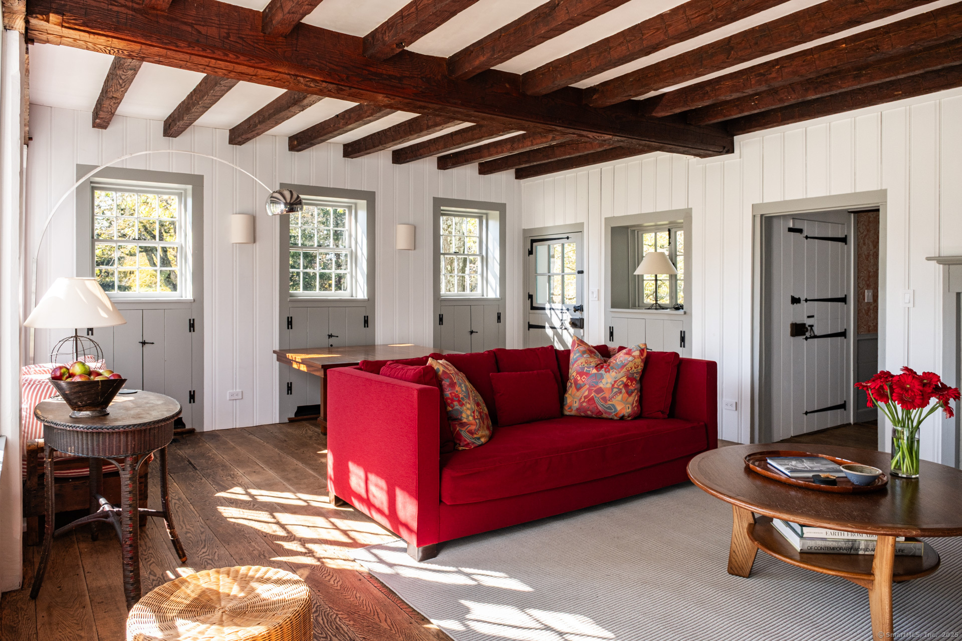 102 Melius Road Warren, CT 06754 - Photo 10 of 39 a living room with furniture and a potted plant