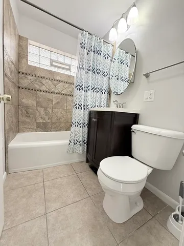 $2,595 | 5850 South Neva Avenue, Chicago, IL 60638