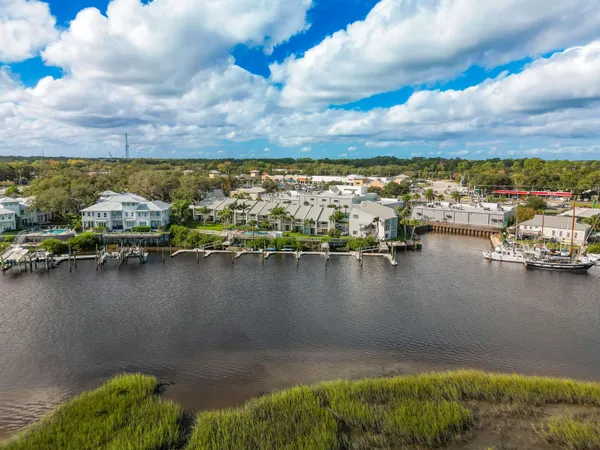 $3,300 | 909 South Ponce De Leon Boulevard, St. Augustine, FL 32084