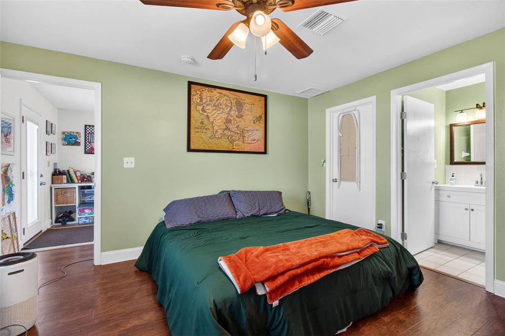 10427 124th Terrace Largo, FL 33773 - Photo 13 of 27