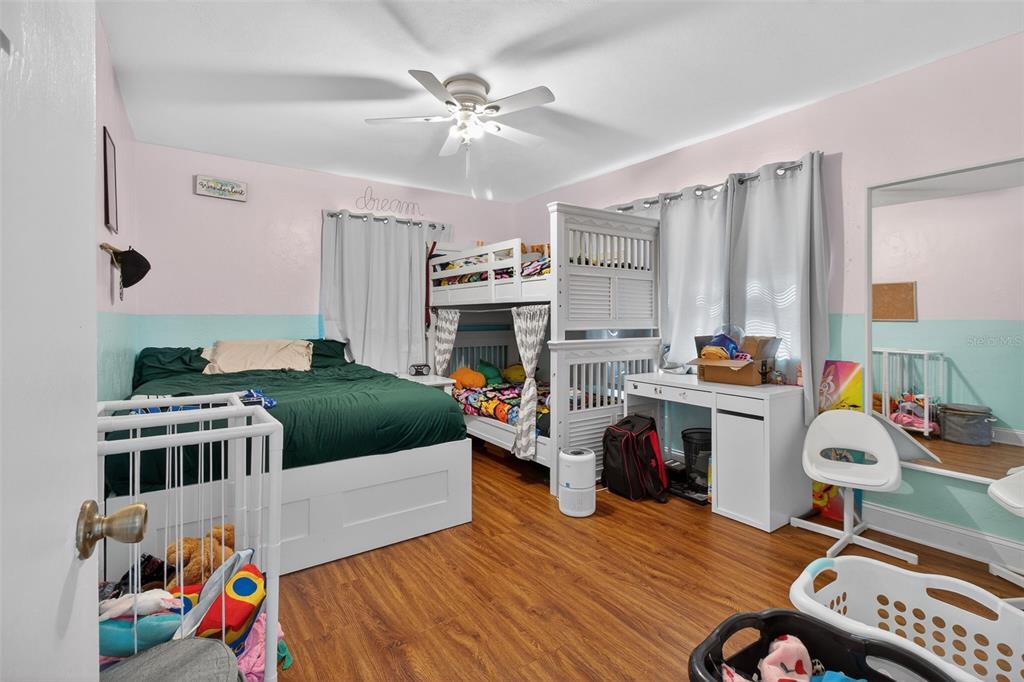 10427 124th Terrace Largo, FL 33773 - Photo 15 of 27