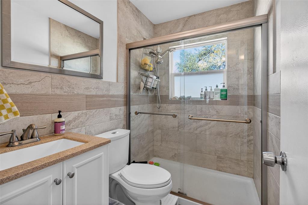 10427 124th Terrace Largo, FL 33773 - Photo 17 of 27