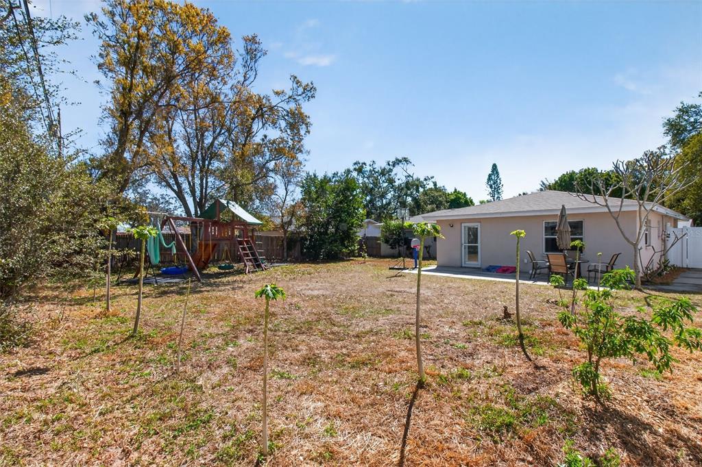 10427 124th Terrace Largo, FL 33773 - Photo 21 of 27