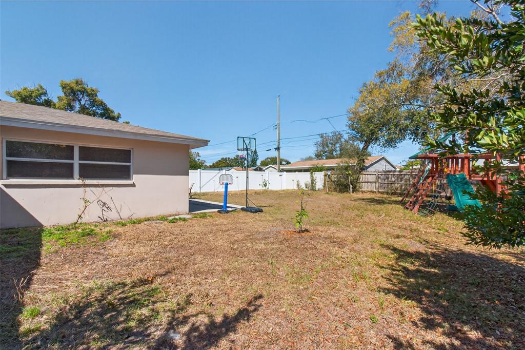 10427 124th Terrace Largo, FL 33773 - Photo 22 of 27