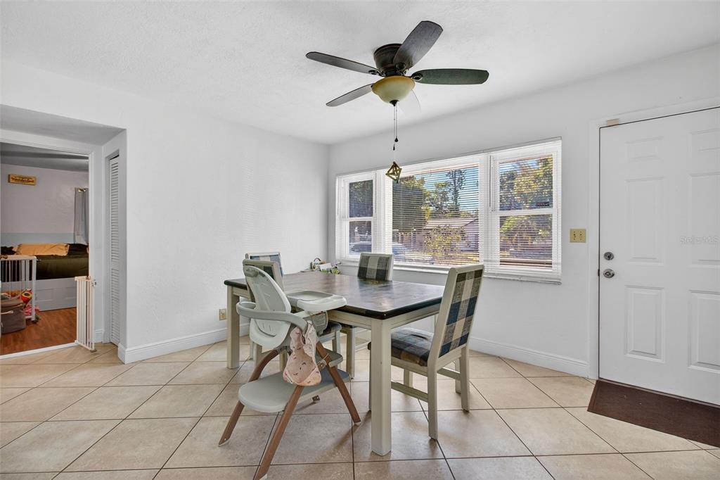 10427 124th Terrace Largo, FL 33773 - Photo 3 of 27