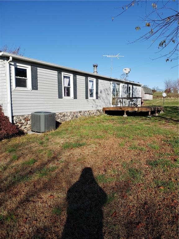 2420 Sharpe Mill Road Hiddenite, NC 28636 - Photo 3 of 15