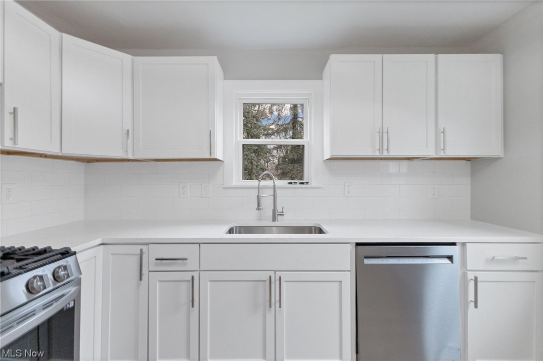 10176 Ridge Road North Royalton, OH 44133 - Photo 17 of 50 Gallery Image 17