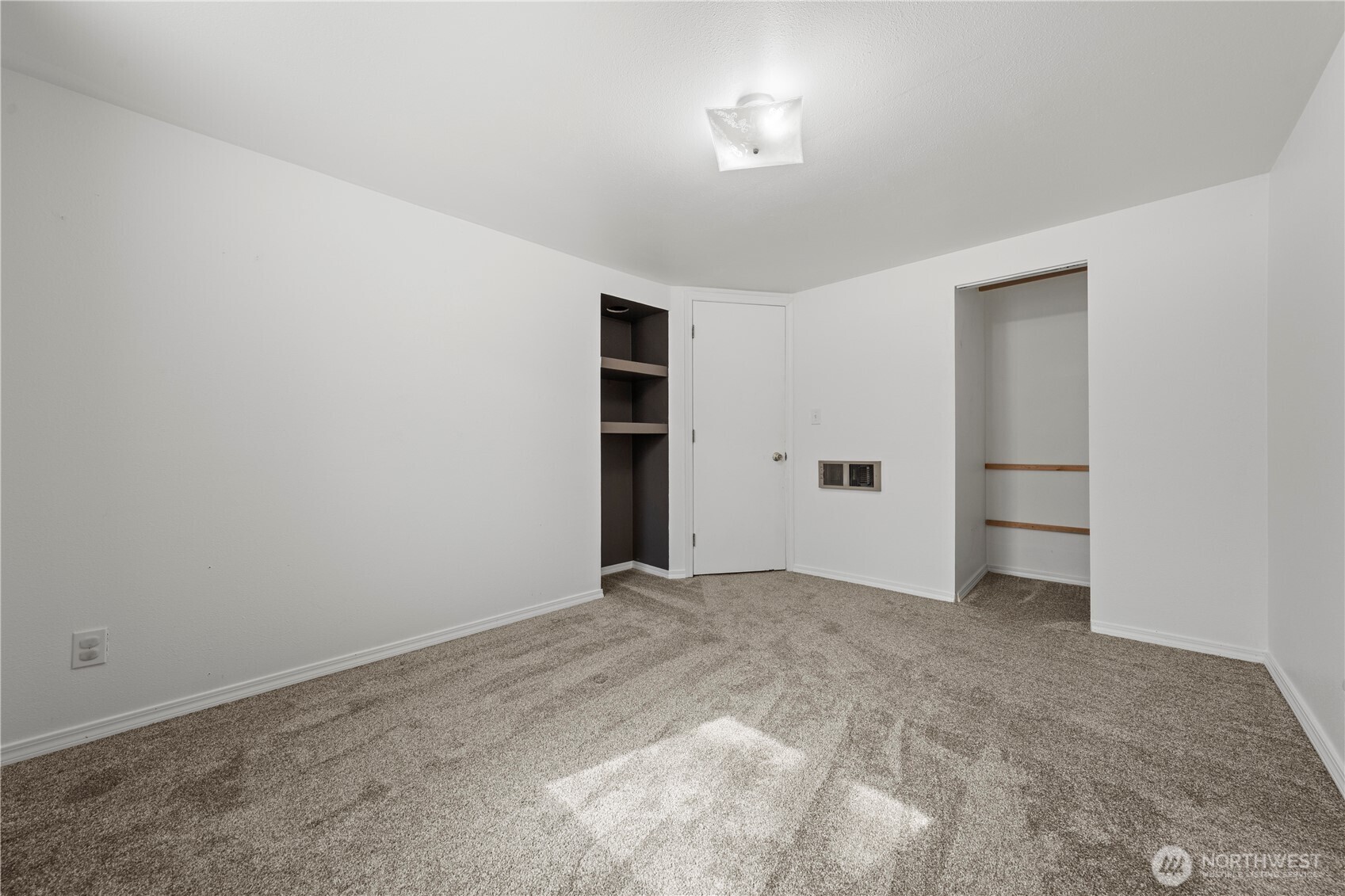 222 D Street Southwest Ephrata, WA 98823 - Photo 33 of 40 a view of an empty room with a closet