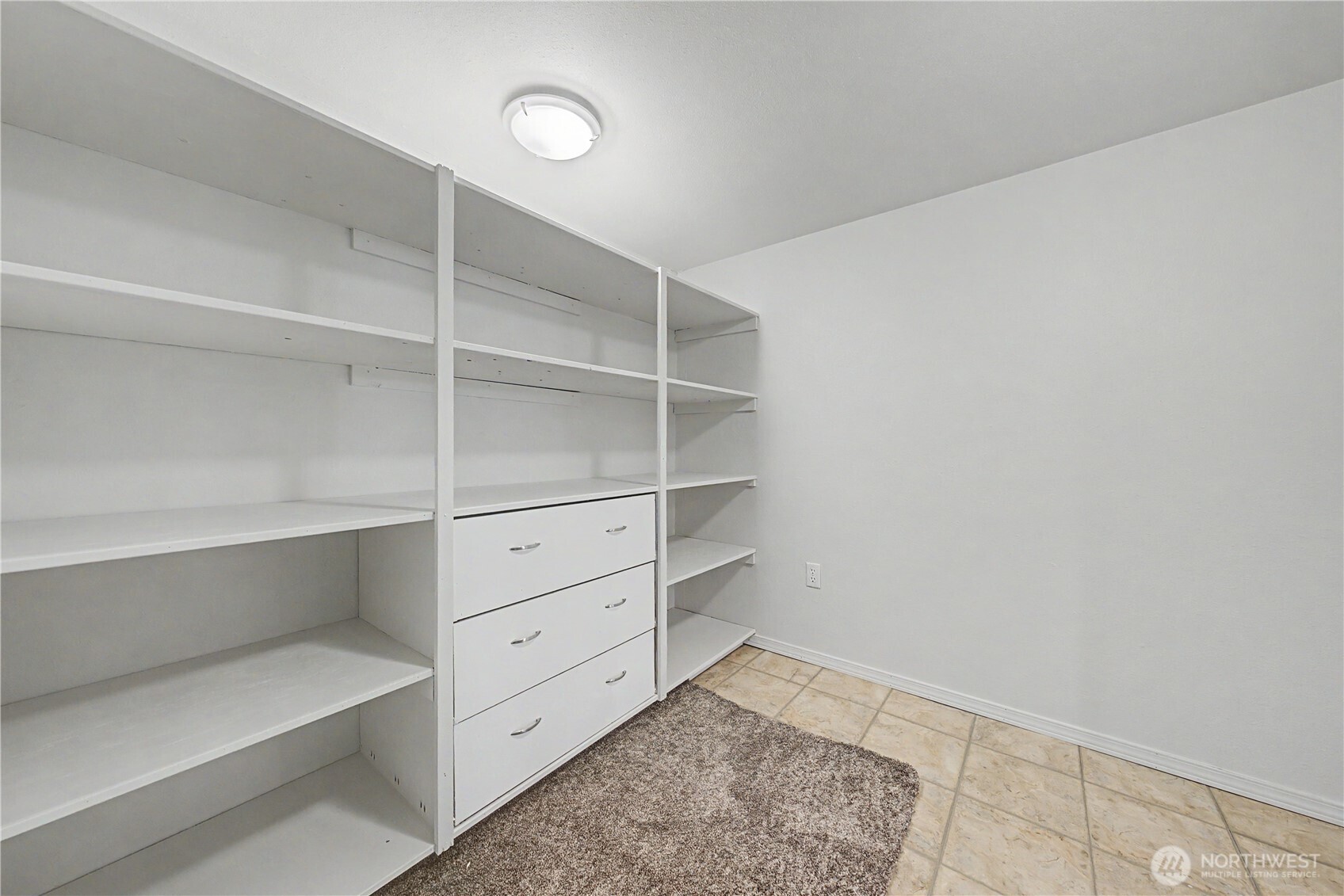 222 D Street Southwest Ephrata, WA 98823 - Photo 35 of 40 a room with storage