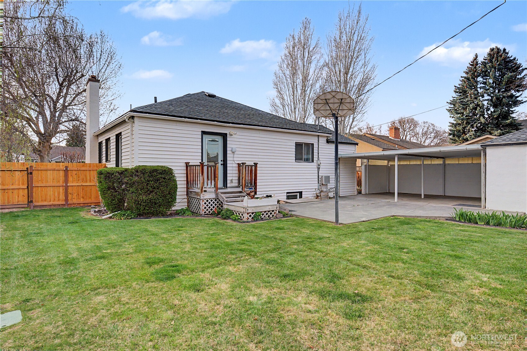 222 D Street Southwest Ephrata, WA 98823 - Photo 38 of 40 a view of a house with backyard and a tree