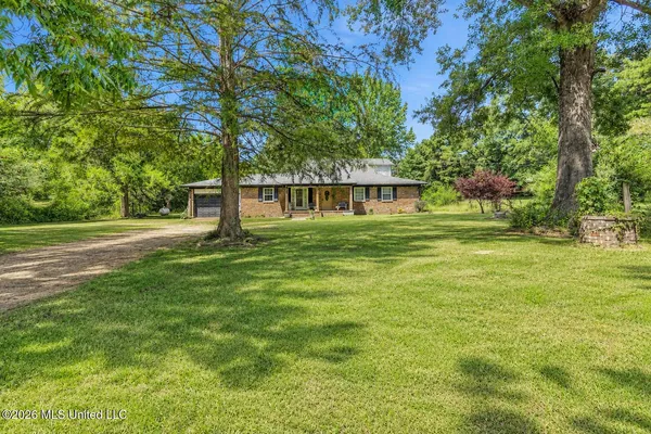 $210,000 | 1024 French Road, Byhalia, MS 38611