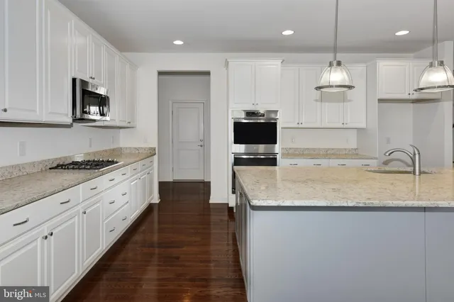 $620,000 | 33 Seldon Drive, Unit 6, Smyrna, DE 19977