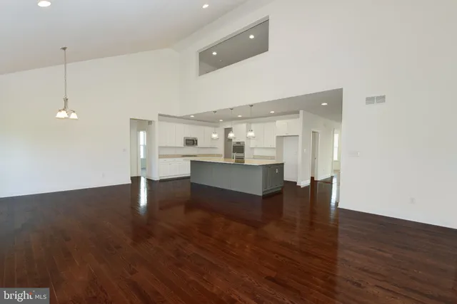 $620,000 | 33 Seldon Drive, Unit 6, Smyrna, DE 19977